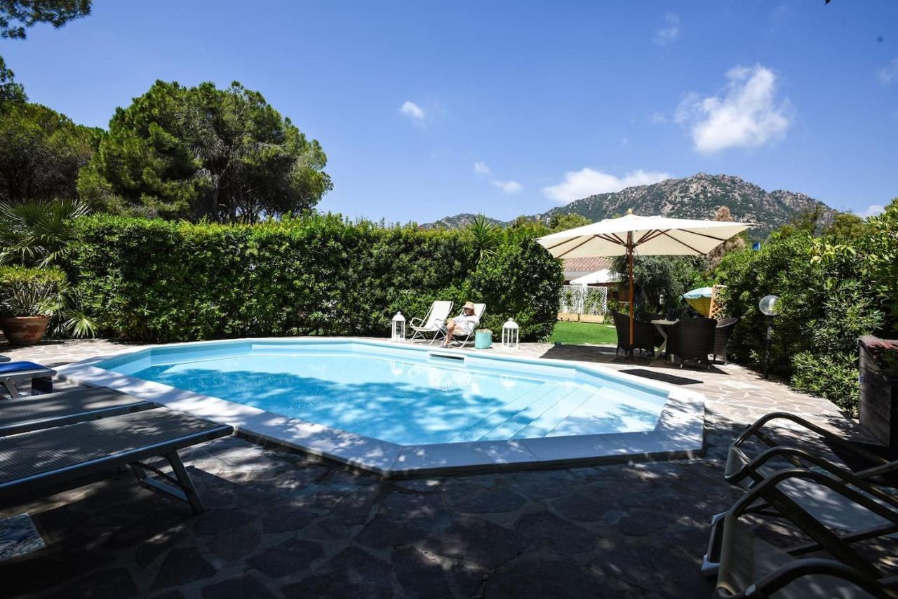 Jungle House - Pineta Is Morus Villa Santa Margherita di Pula Bagian luar foto