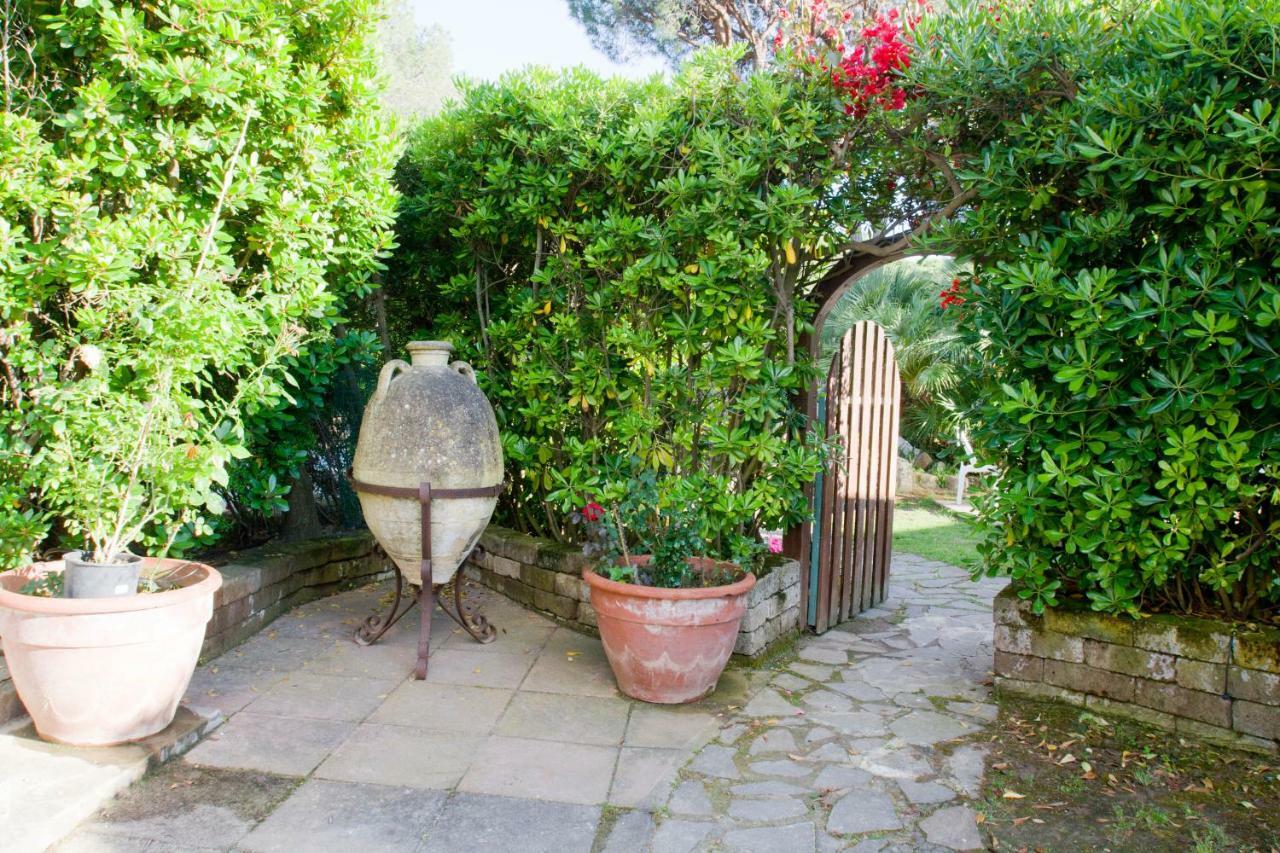Jungle House - Pineta Is Morus Villa Santa Margherita di Pula Bagian luar foto
